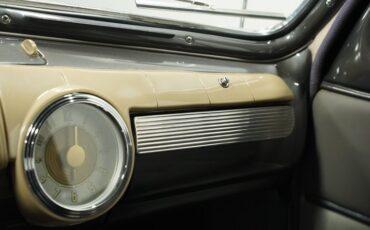 Ford-Super-deluxe-1947-Dark-Blue-Gray-39