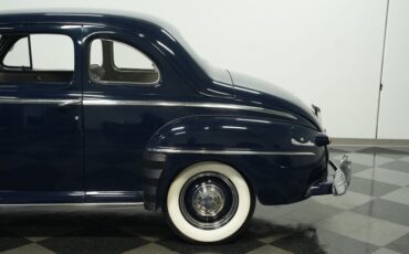 Ford-Super-deluxe-1947-Dark-Blue-Gray-4