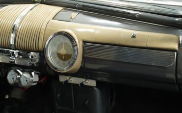 Ford-Super-deluxe-1947-Dark-Blue-Gray-43