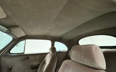 Ford-Super-deluxe-1948-Alabaster-Tan-44