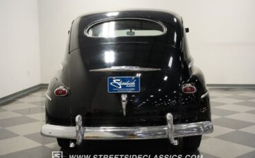 Ford-Super-deluxe-1948-Black-Black-3