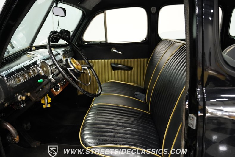 Ford-Super-deluxe-1948-Black-Black-31