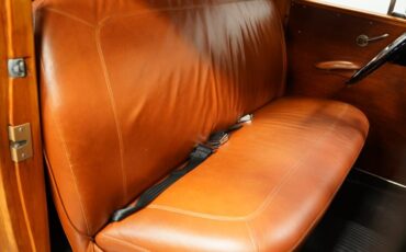 Ford-Super-deluxe-1948-Black-Brown-46