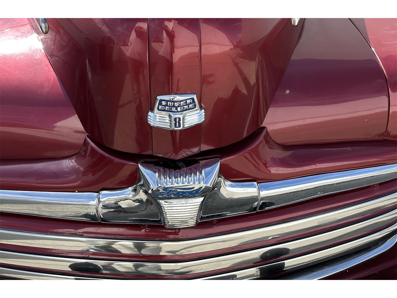 Ford-Super-deluxe-1948-Burgundy-Gray-12