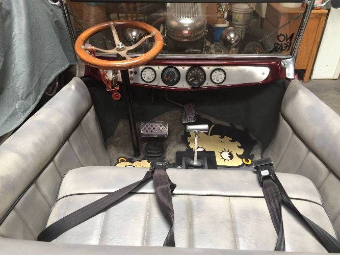Ford-T-bucket-1923-1