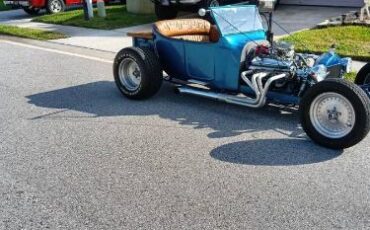 Ford-T-bucket-1923-Blue