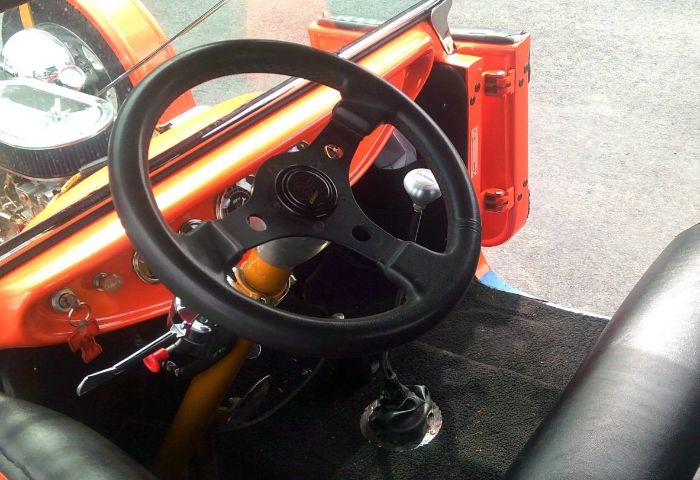 Ford-T-bucket-1923-Custom-9
