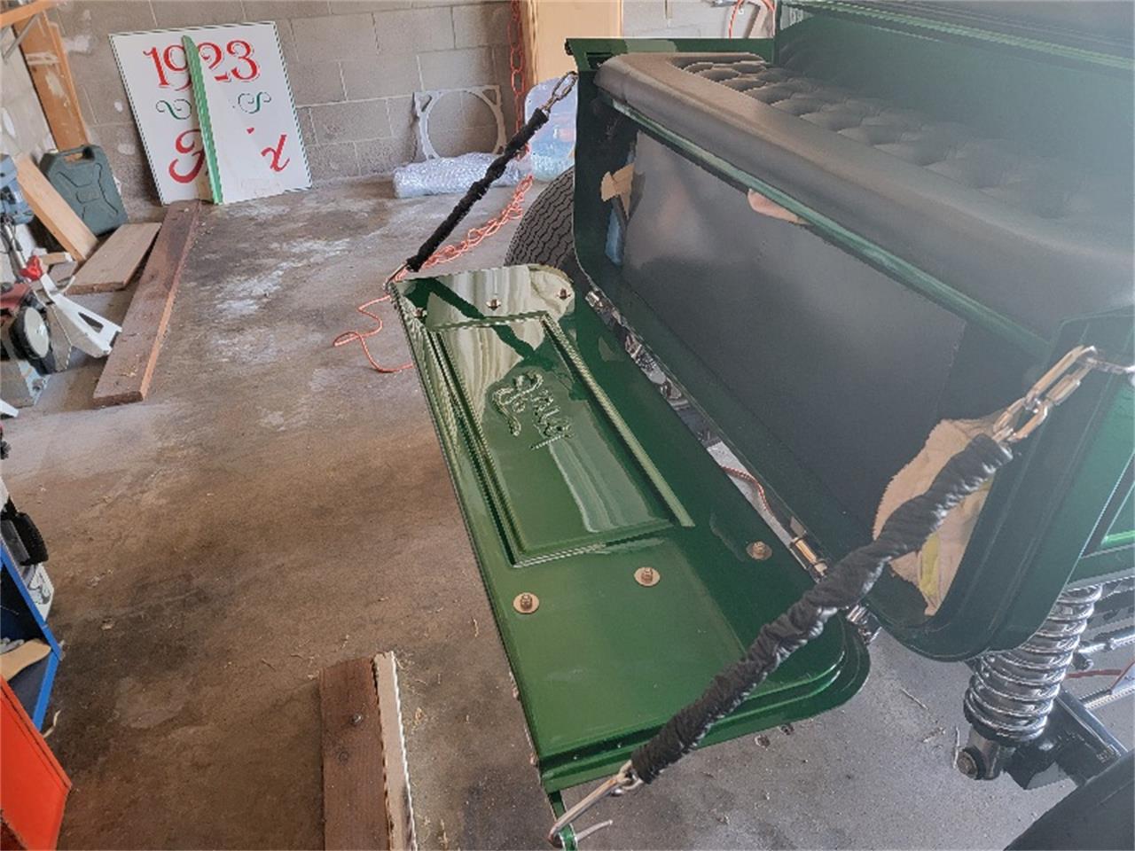 Ford-T-bucket-1923-Emerald-Green-Black-6