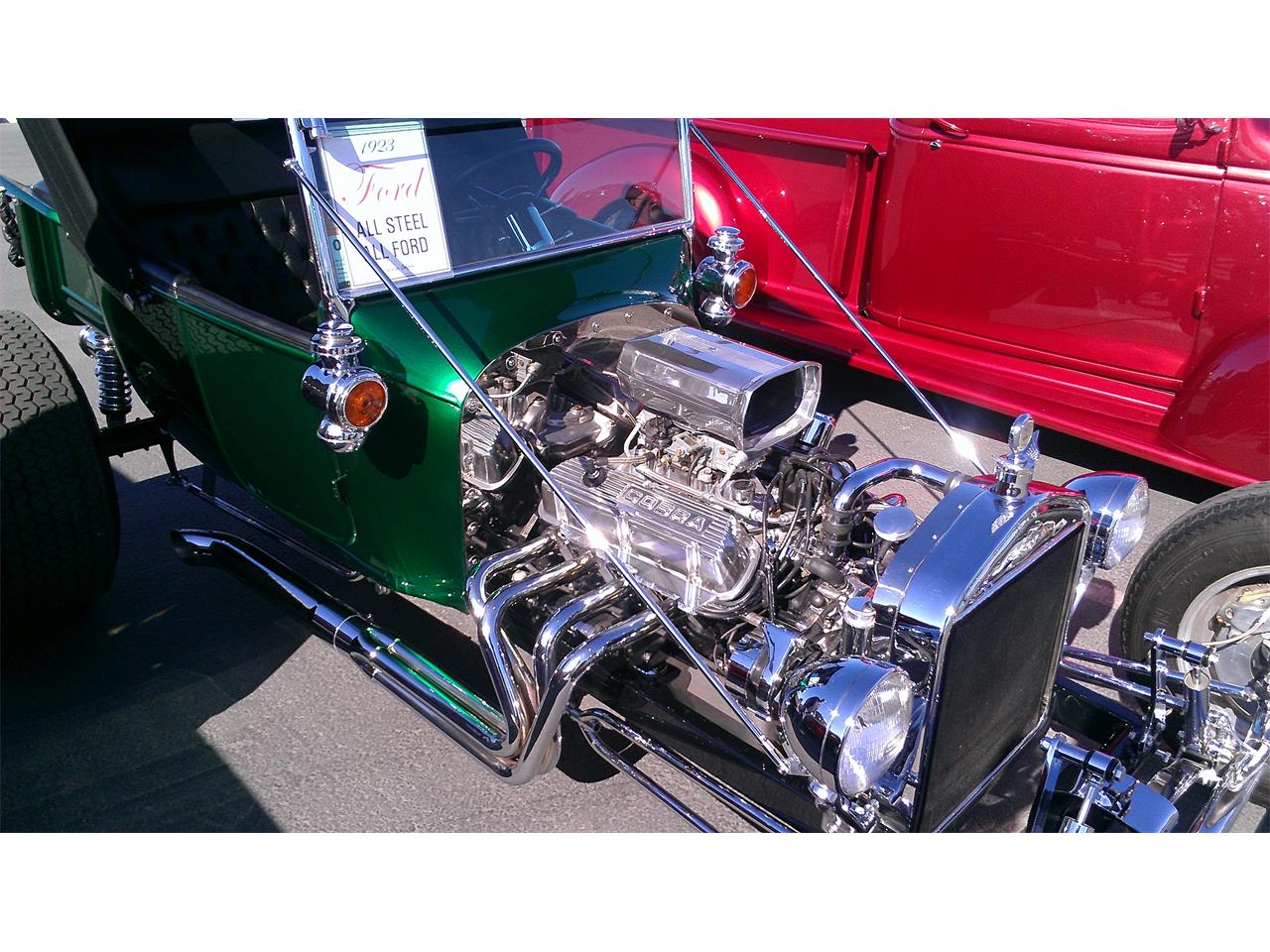 Ford-T-bucket-1923-Emerald-Green-Black-9