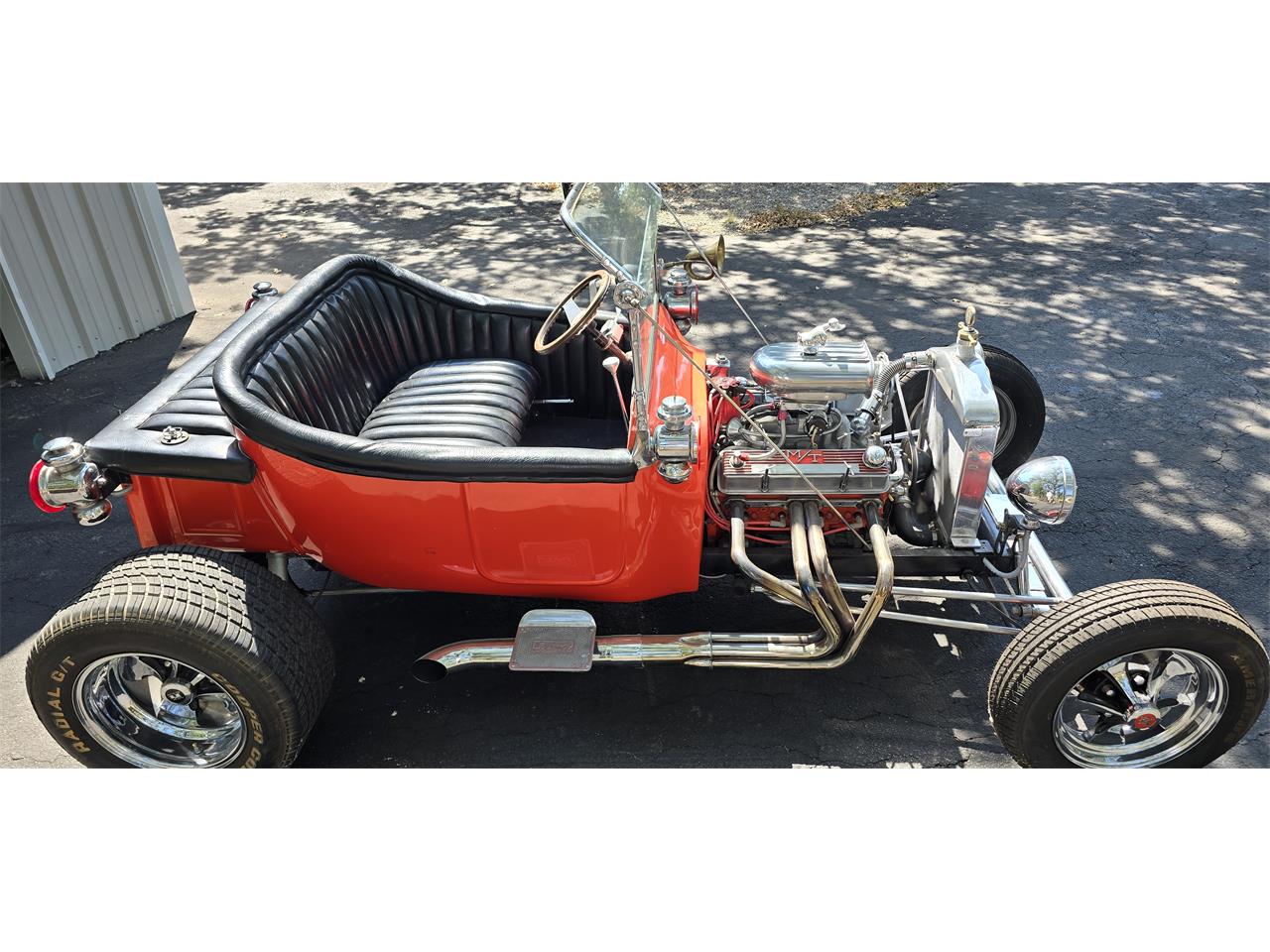 Ford-T-bucket-1923-Metallic-Orange-Black-1