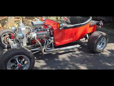 Ford-T-bucket-1923-Metallic-Orange-Black