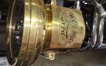 Ford-T-bucket-1923-White-Black-34