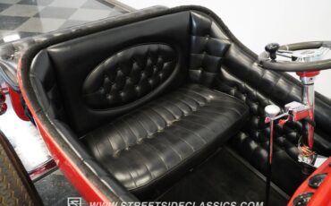 Ford-T-bucket-1924-Red-Black-19