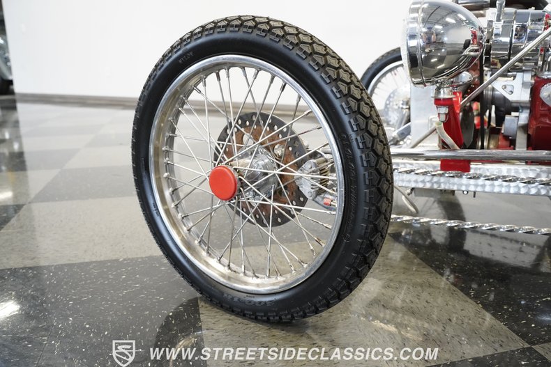 Ford-T-bucket-1924-Red-Black-23