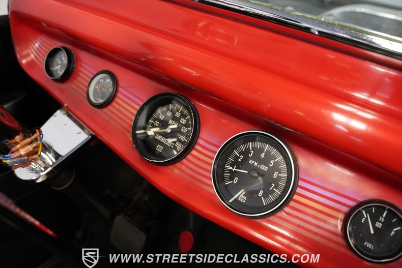 Ford-T-bucket-1924-Red-Black-37