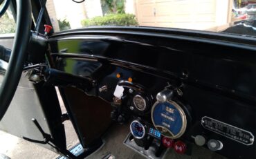 Ford-T-bucket-1926-MIDNIGHT-BLACK-GRAY-10