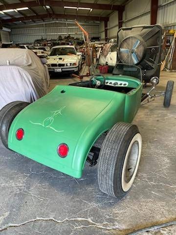 Ford-T-bucket-1927-3