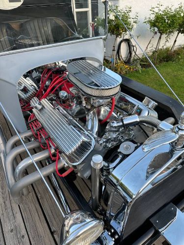 Ford-T-bucket-1927-Gray-11