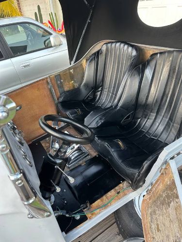 Ford-T-bucket-1927-Gray-2