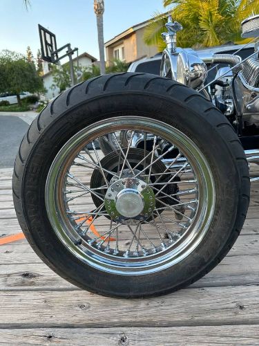 Ford-T-bucket-1927-Gray-8