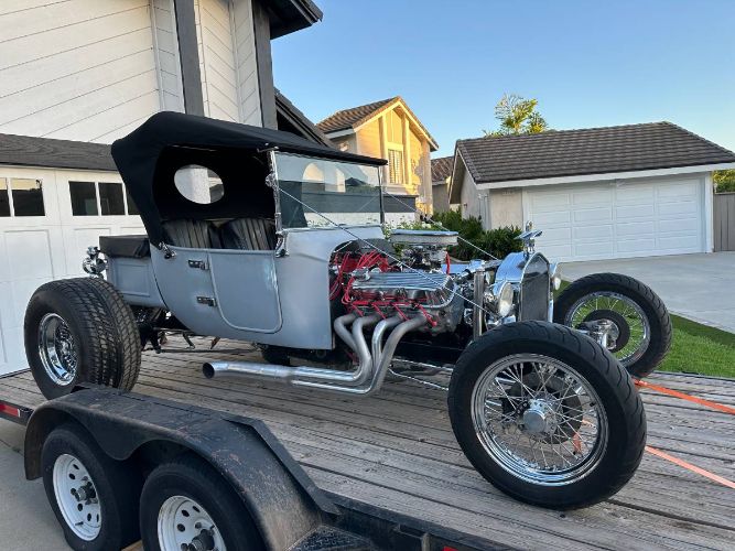 Ford-T-bucket-1927-Gray-9