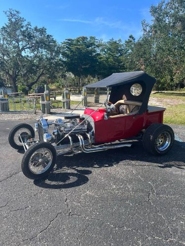 Ford-T-bucket-1932-Red-9