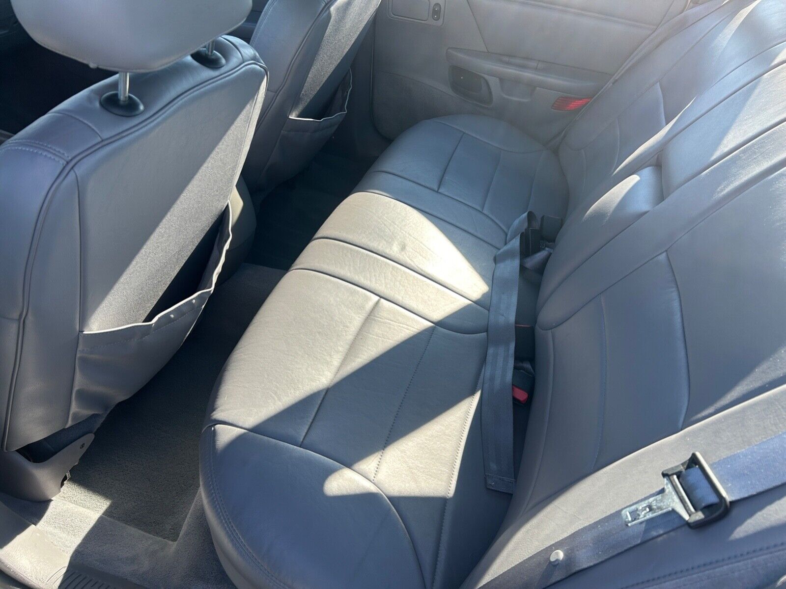 Ford-Taurus-1994-Sedan-12