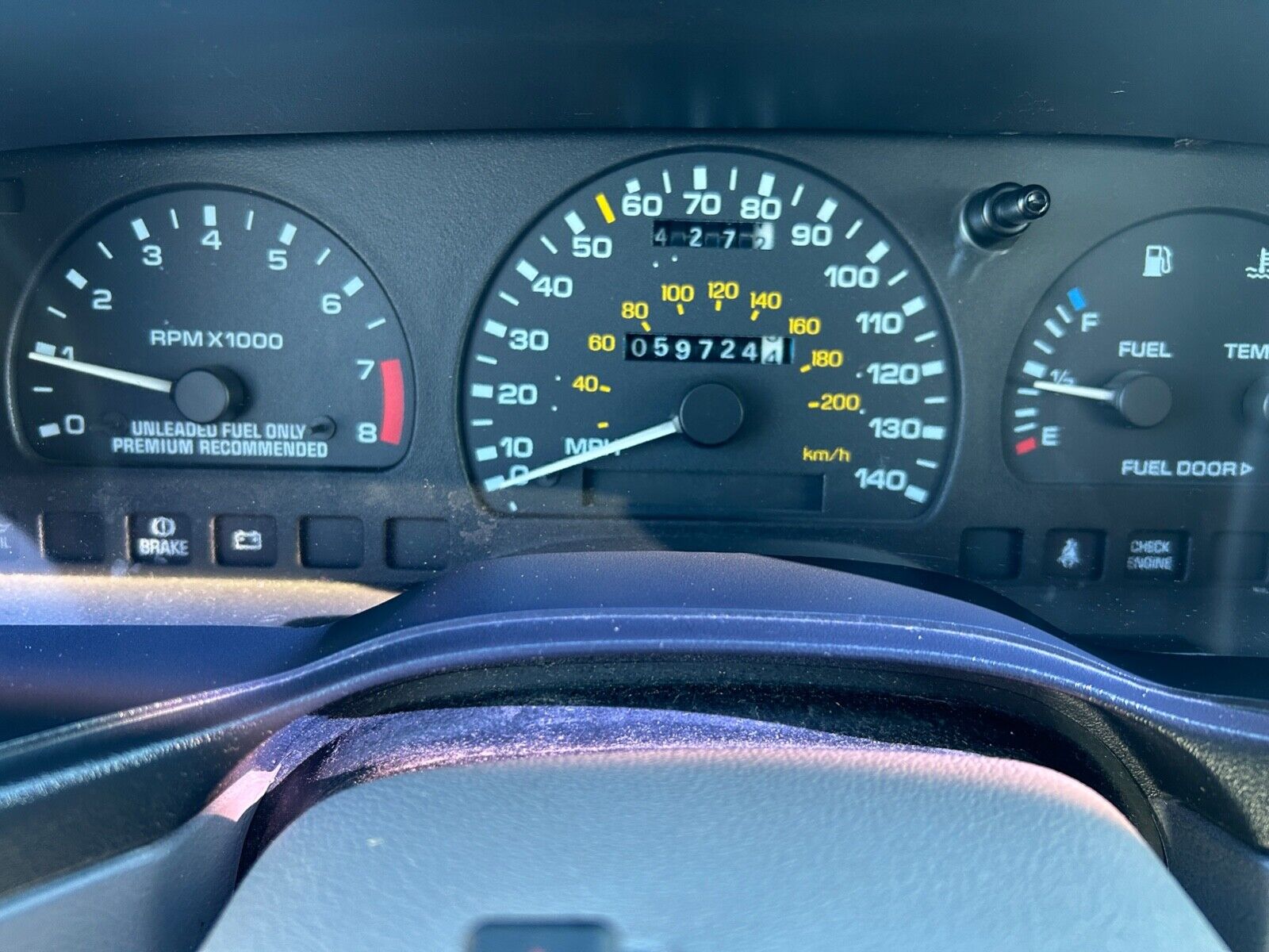 Ford-Taurus-1994-Sedan-22