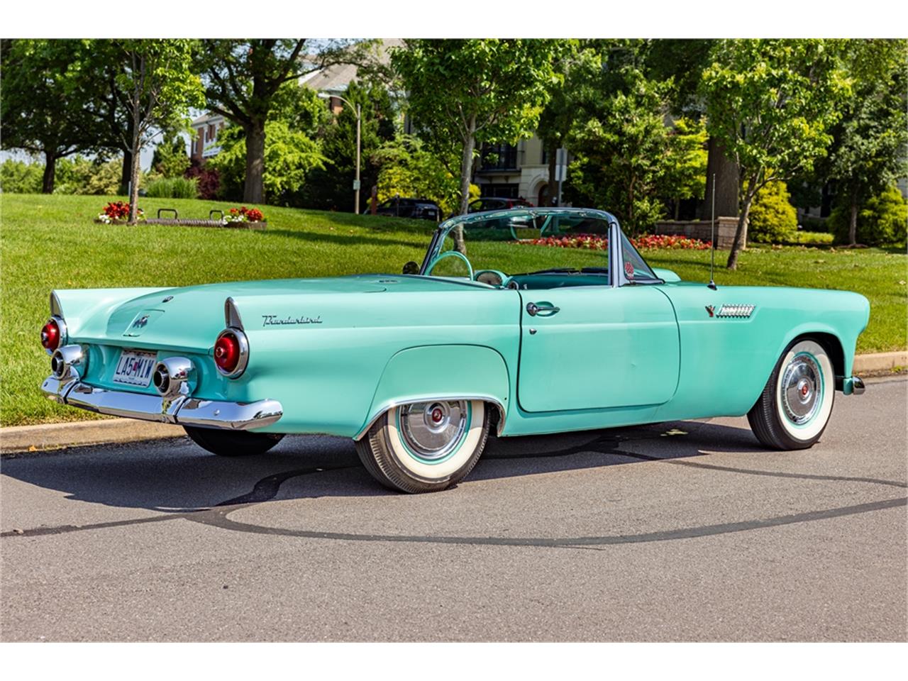 Ford-Thunderbird-1955-39