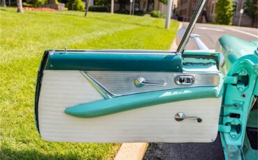 Ford-Thunderbird-1955-69