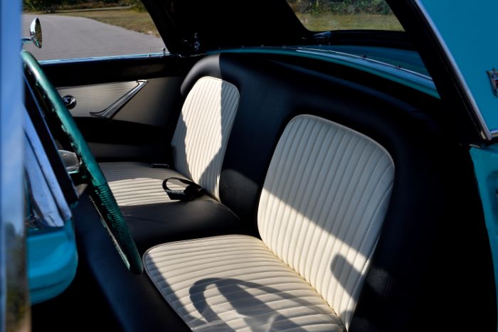 Ford-Thunderbird-1955-Aqua-16