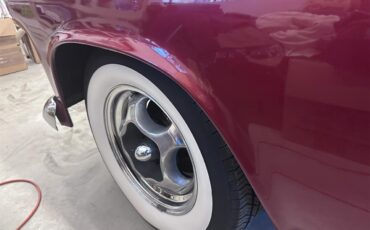 Ford-Thunderbird-1955-Inferno-Red-Off-White-10