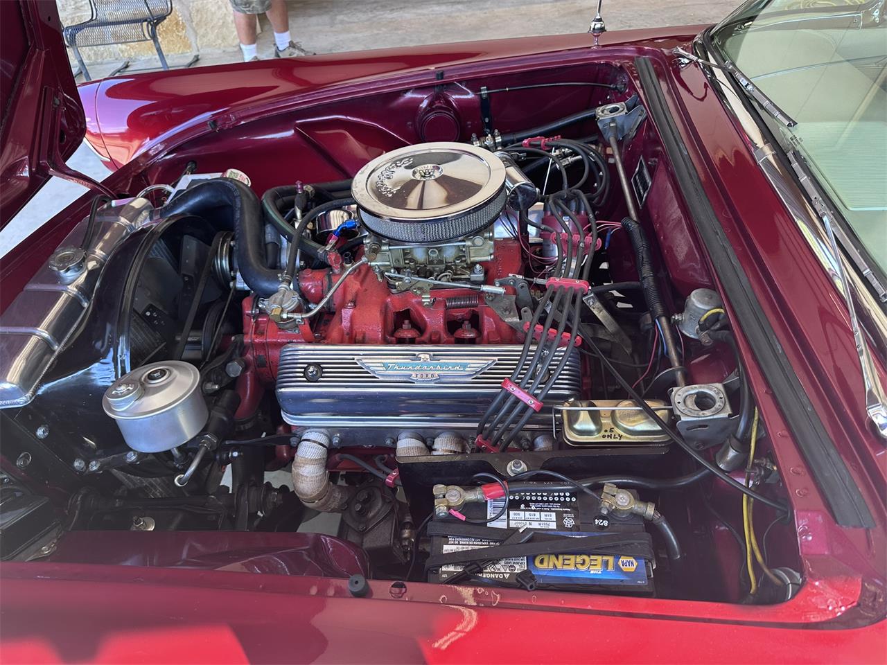 Ford-Thunderbird-1955-Inferno-Red-Off-White-18