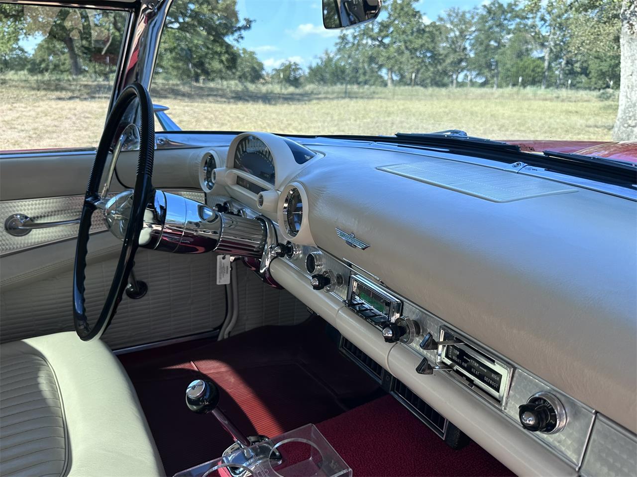 Ford-Thunderbird-1955-Inferno-Red-Off-White-48