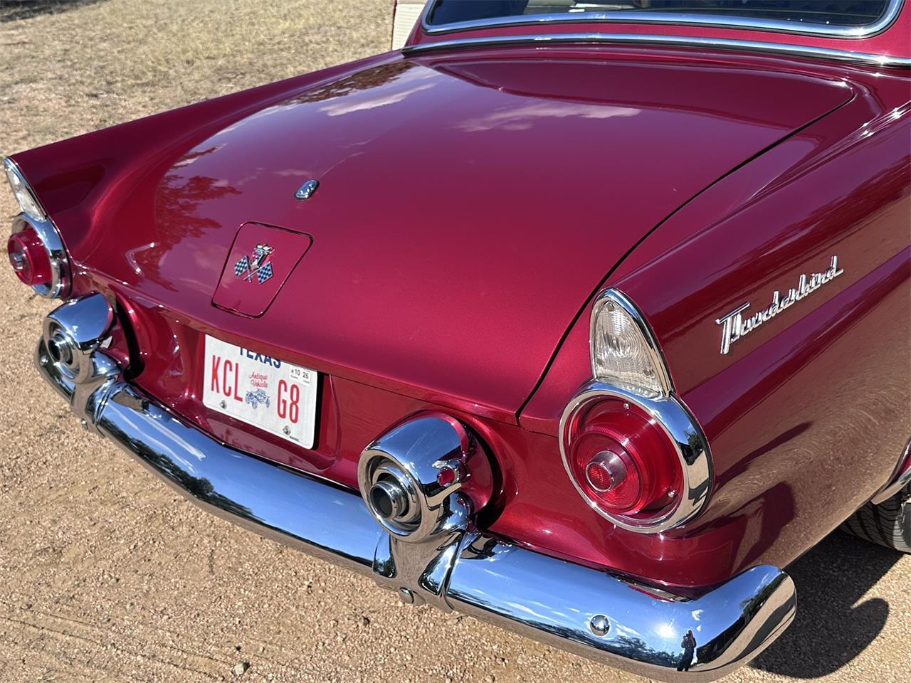 Ford-Thunderbird-1955-Inferno-Red-Off-White-52