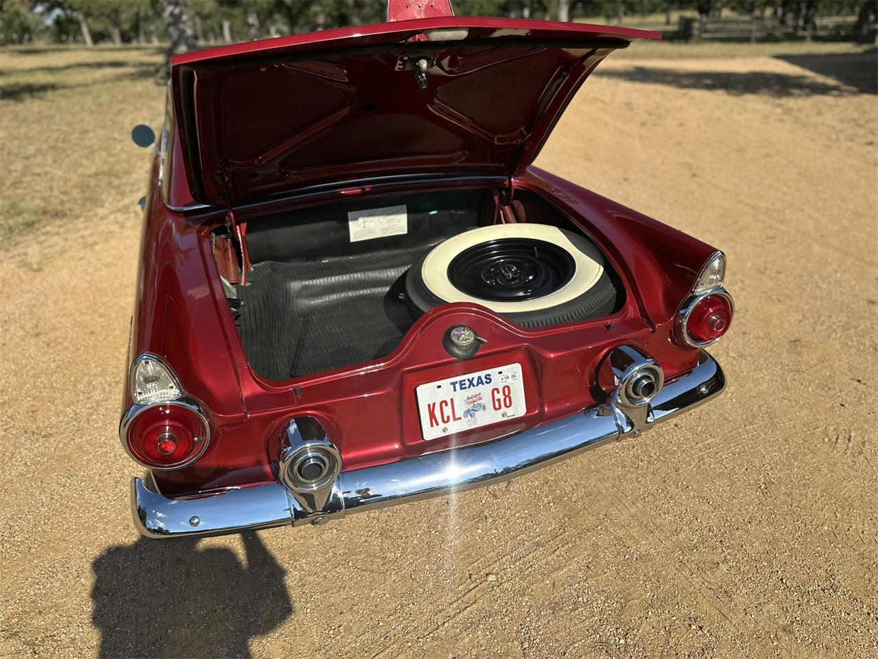 Ford-Thunderbird-1955-Inferno-Red-Off-White-8
