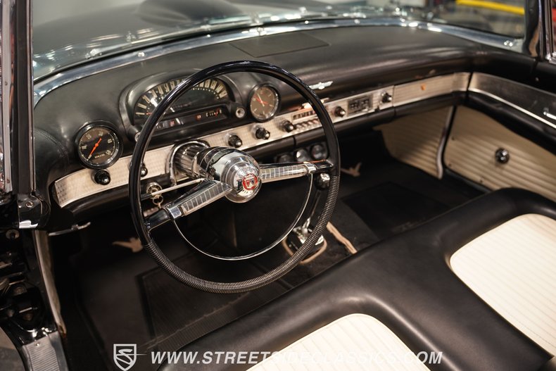Ford-Thunderbird-1955-Raven-Black-White-12