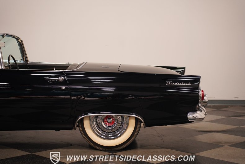 Ford-Thunderbird-1955-Raven-Black-White-34