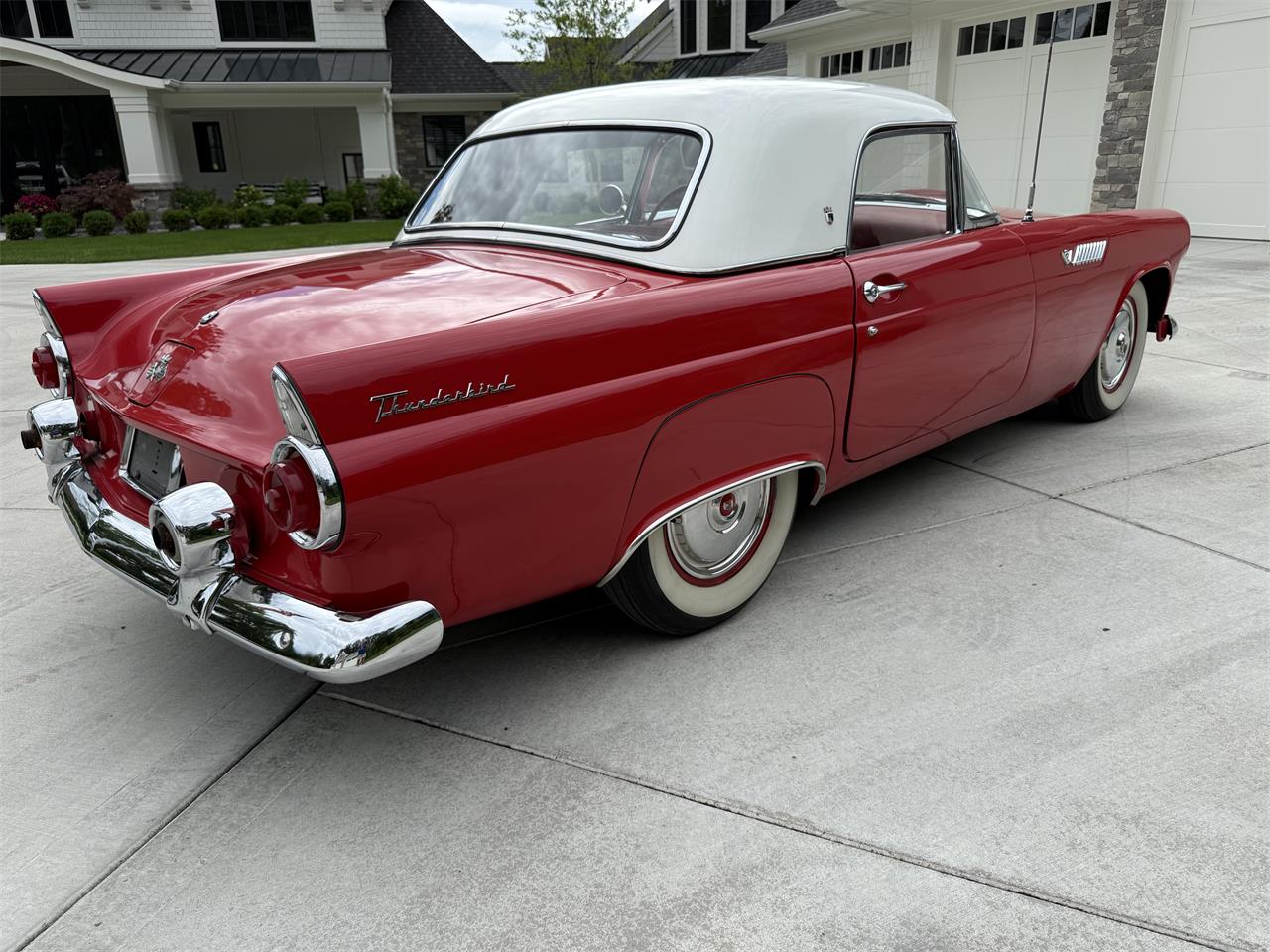 Ford-Thunderbird-1955-Red-RedWhite-10