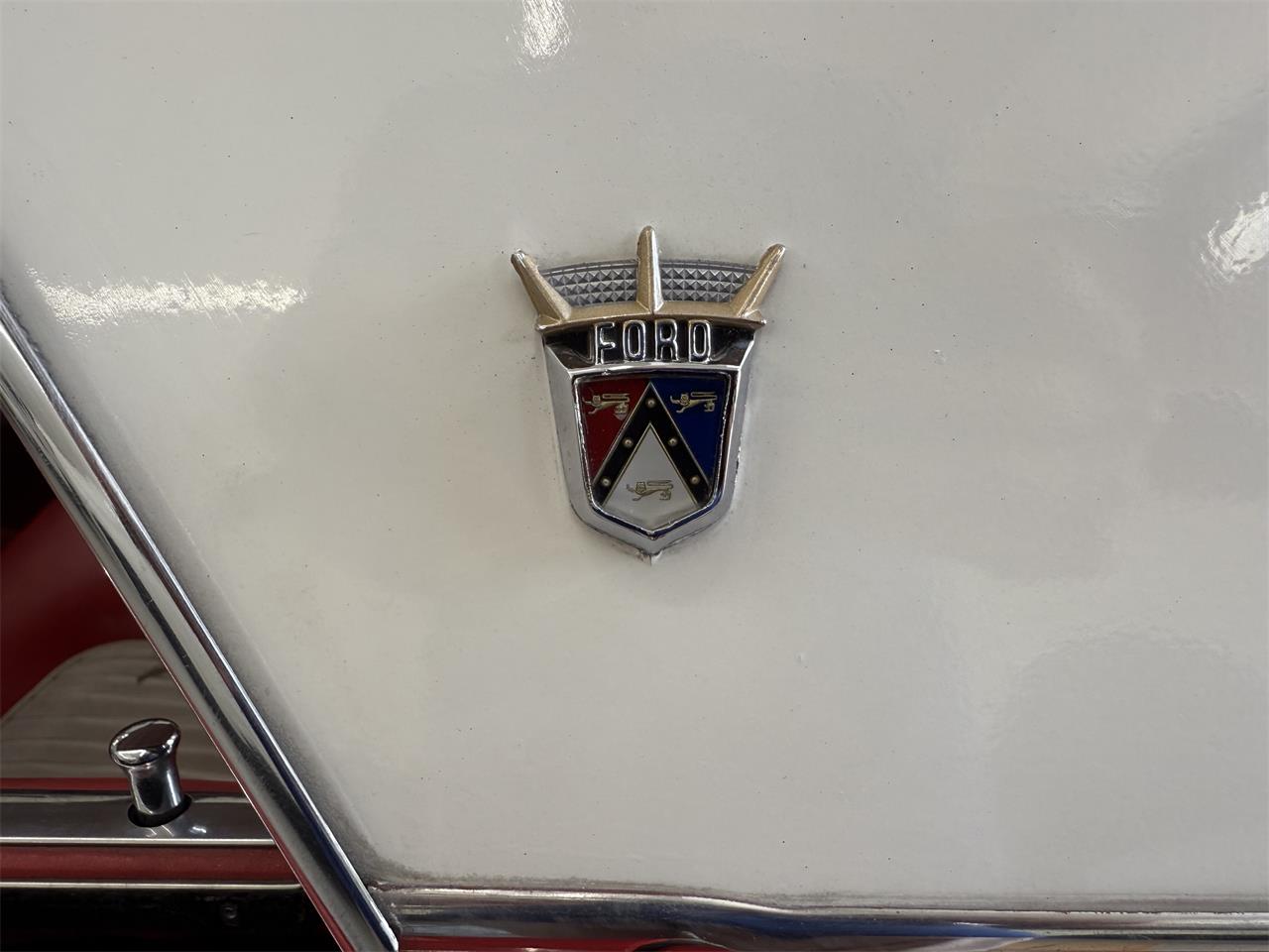 Ford-Thunderbird-1955-Red-RedWhite-29