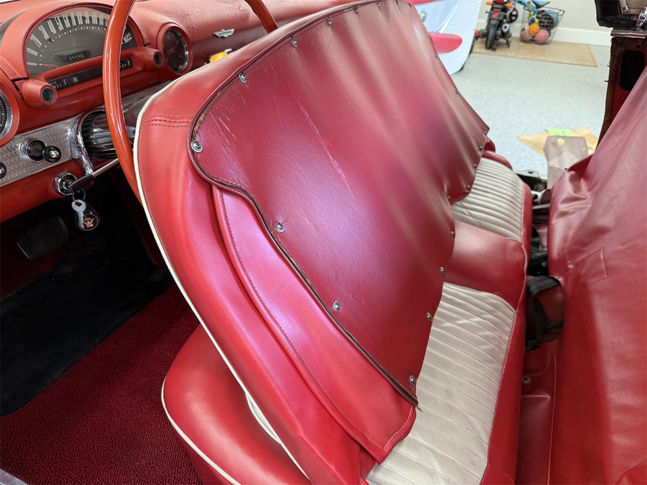 Ford-Thunderbird-1955-Red-RedWhite-41