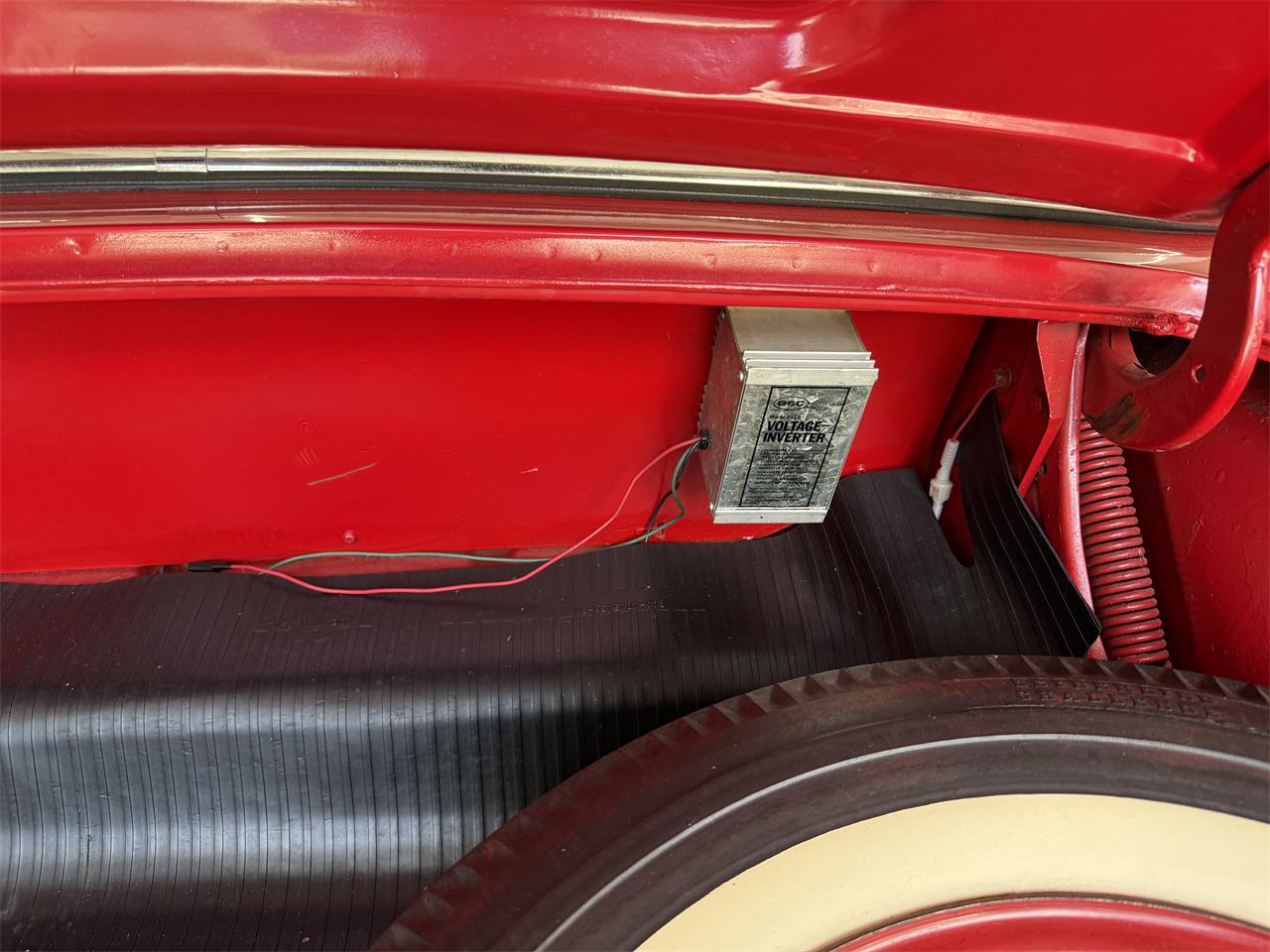 Ford-Thunderbird-1955-Red-RedWhite-55