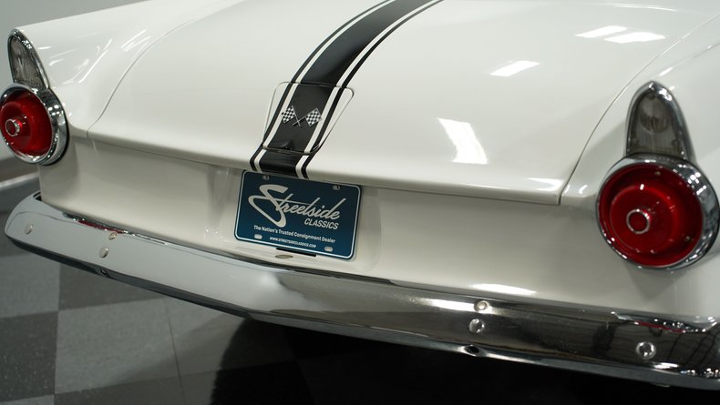 Ford-Thunderbird-1955-White-Red-19