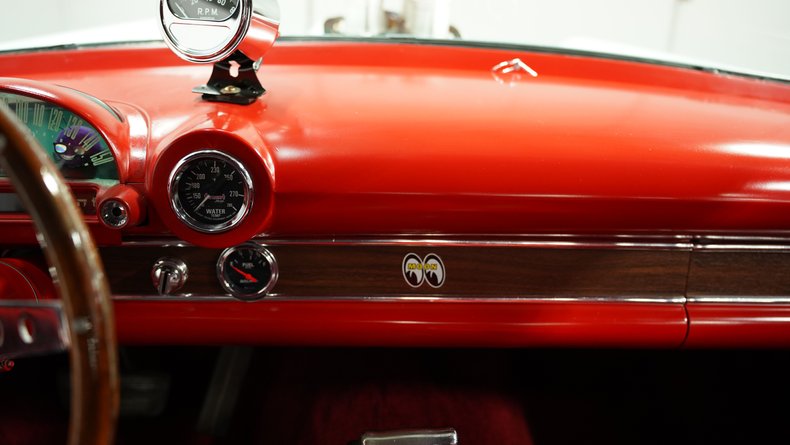 Ford-Thunderbird-1955-White-Red-29