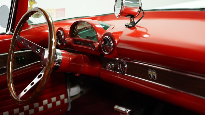 Ford-Thunderbird-1955-White-Red-48