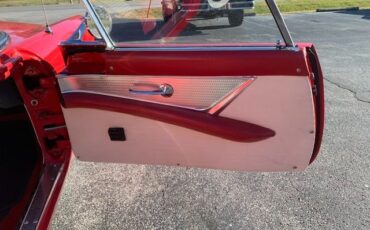 Ford-Thunderbird-1956-17