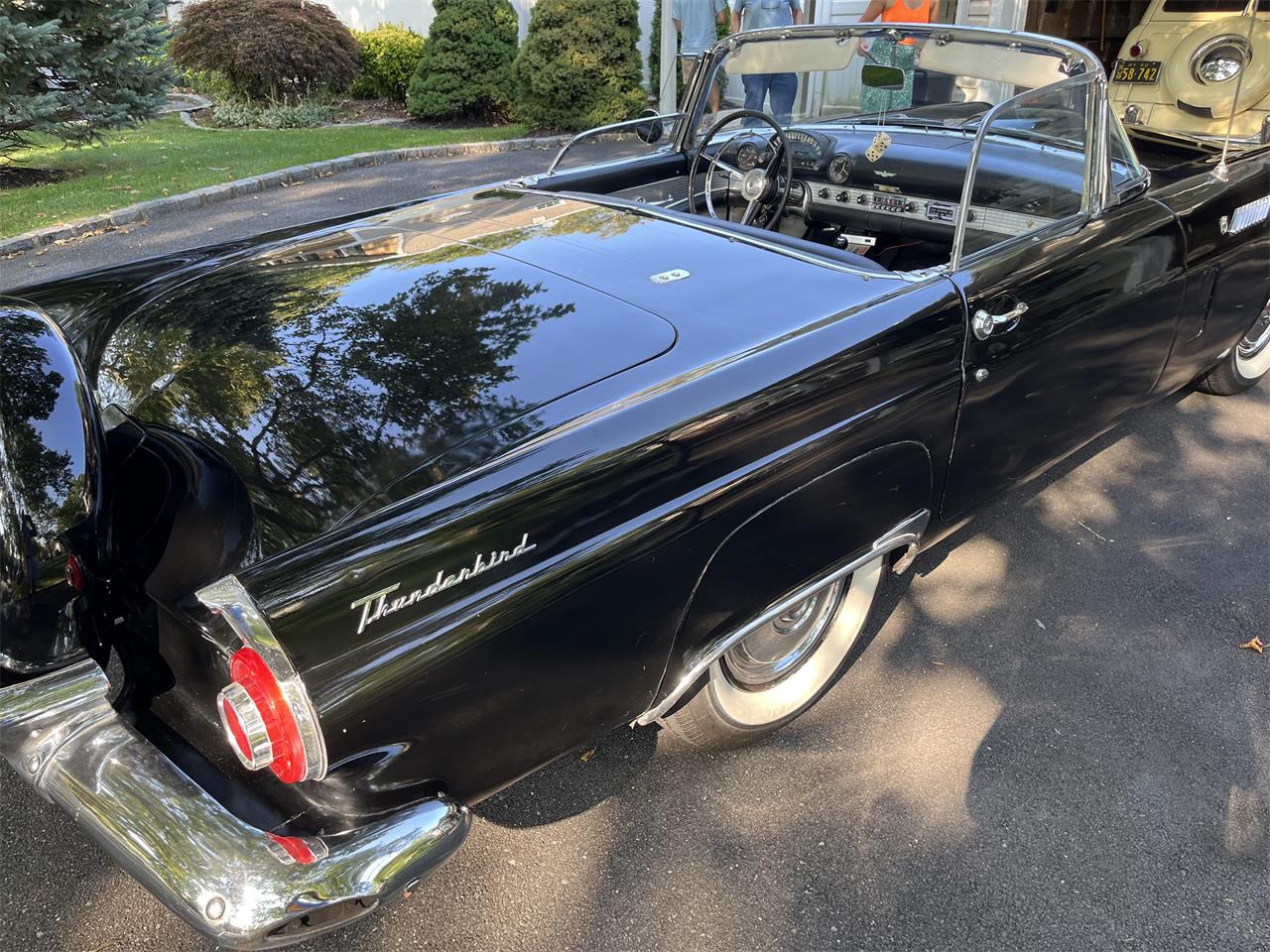 Ford-Thunderbird-1956-Black-BlackWhite-2