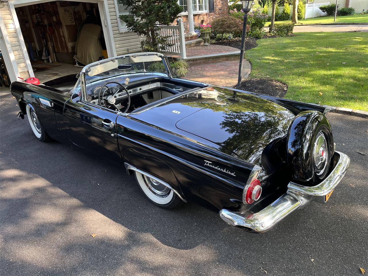 Ford-Thunderbird-1956-Black-BlackWhite-5