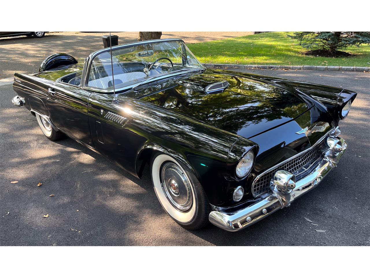 Ford-Thunderbird-1956-Black-BlackWhite