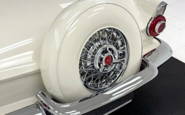 Ford-Thunderbird-1956-Colonial-White-Red-32